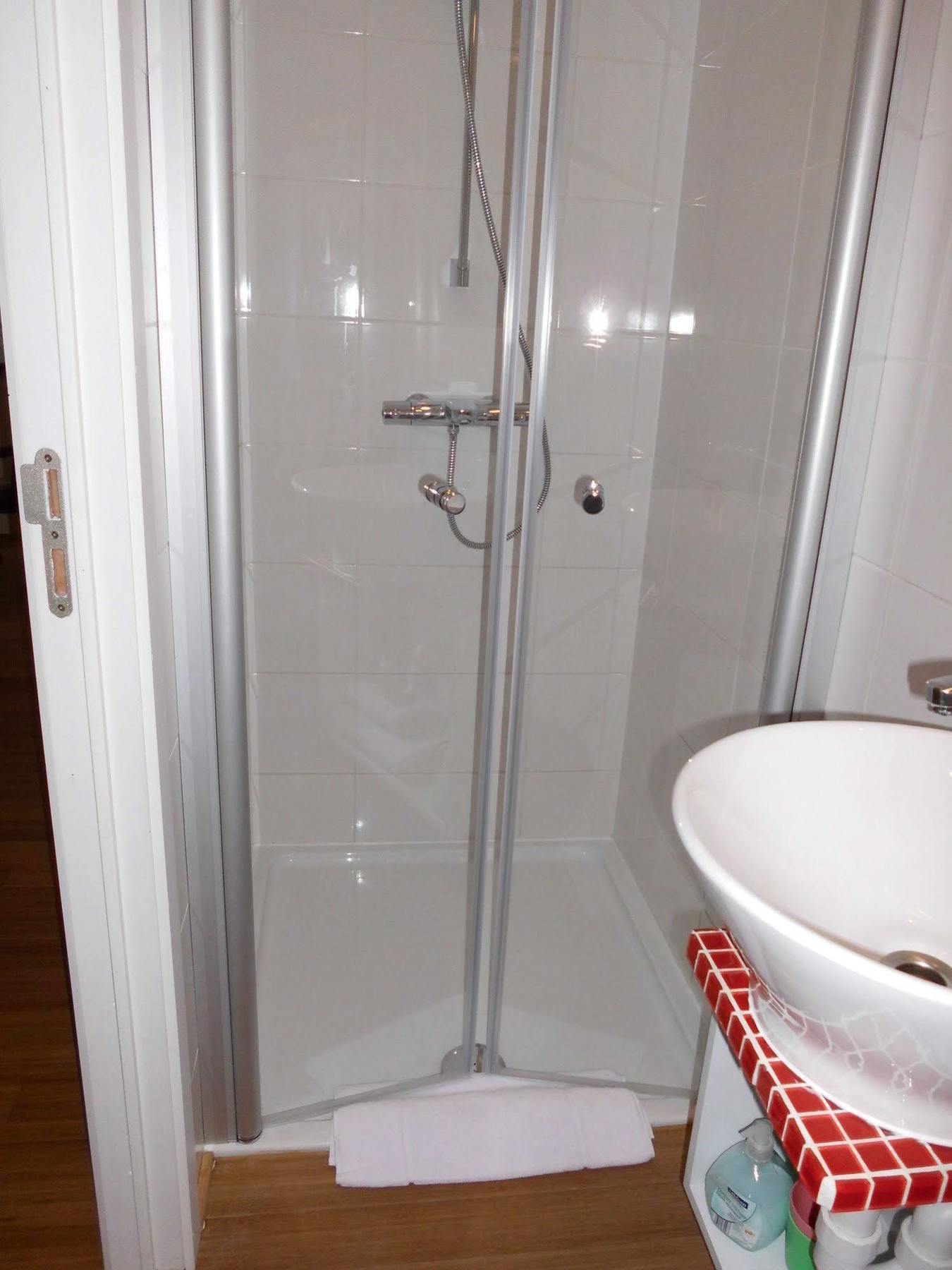 Aparthotel Midi Residence Saint-Gilles Luaran gambar