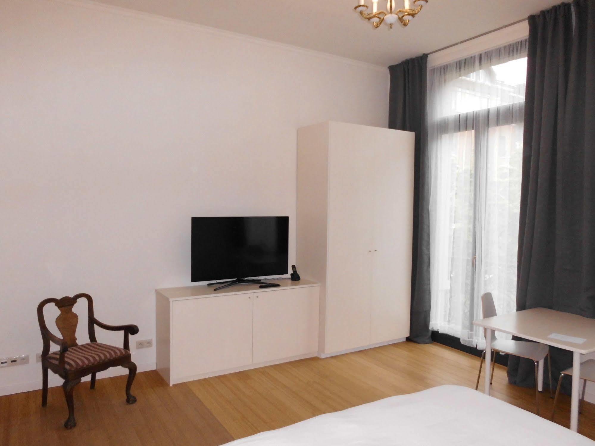Aparthotel Midi Residence Saint-Gilles Luaran gambar